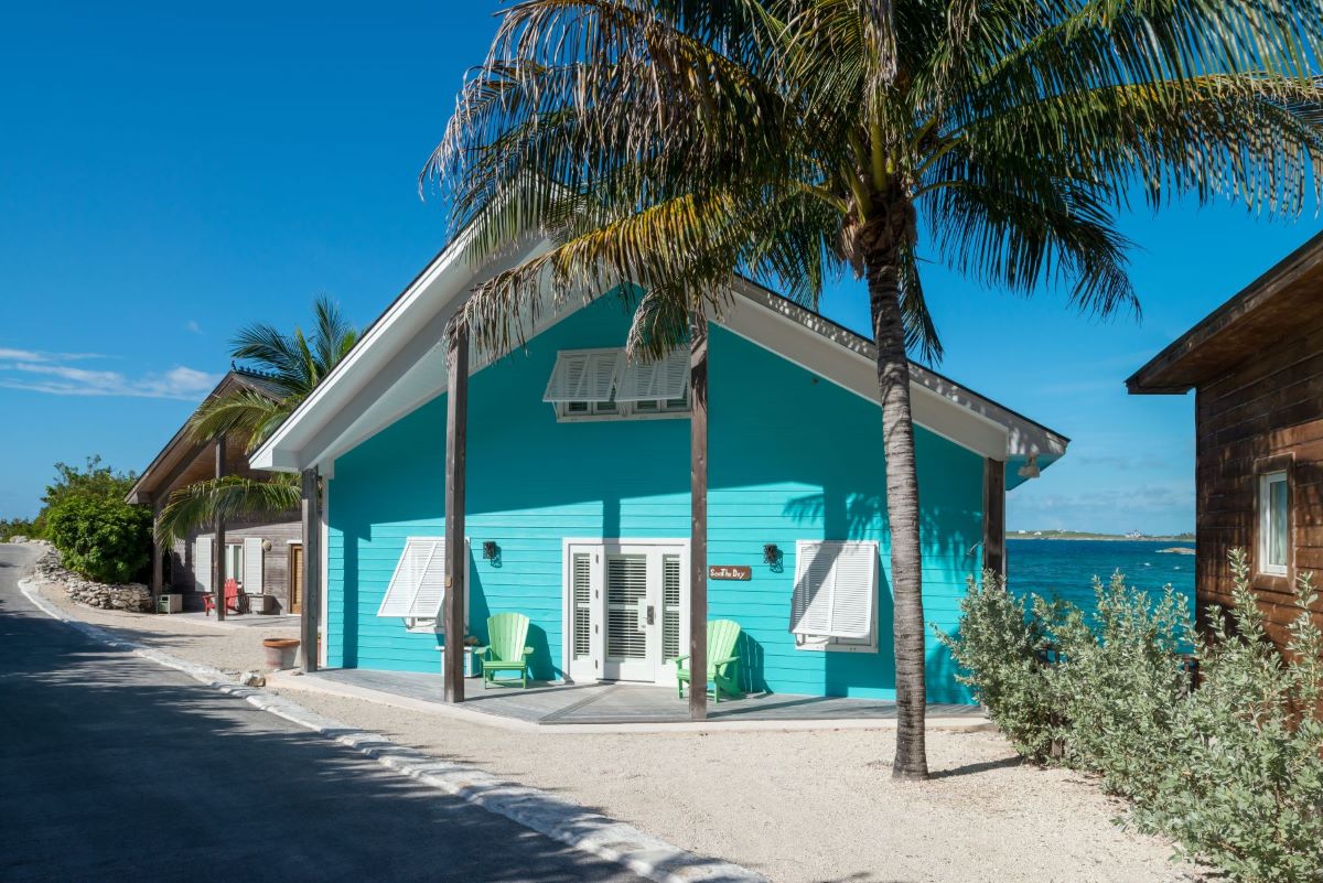 A beachfront house on Winding Bay Bahamas